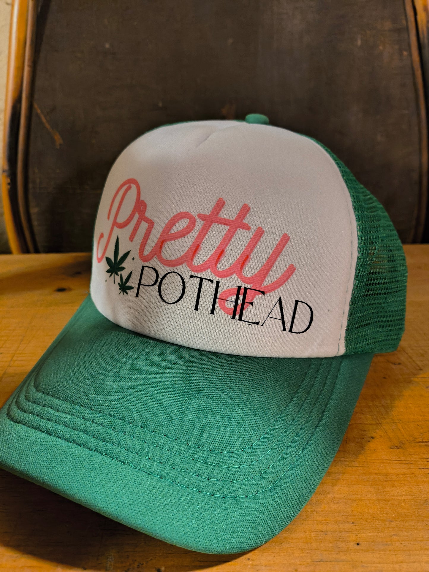 Trucker Hat "pretty pothead"