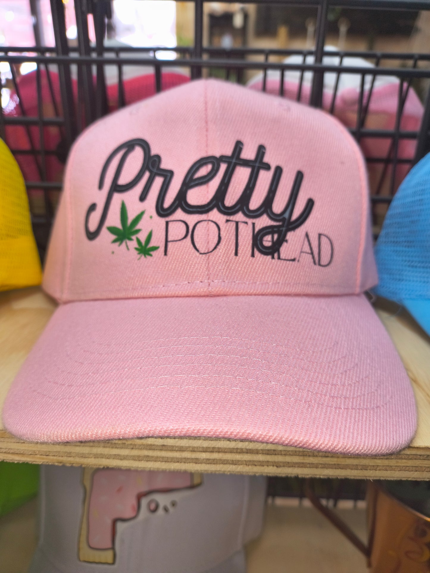 Trucker Hat "pretty pothead"